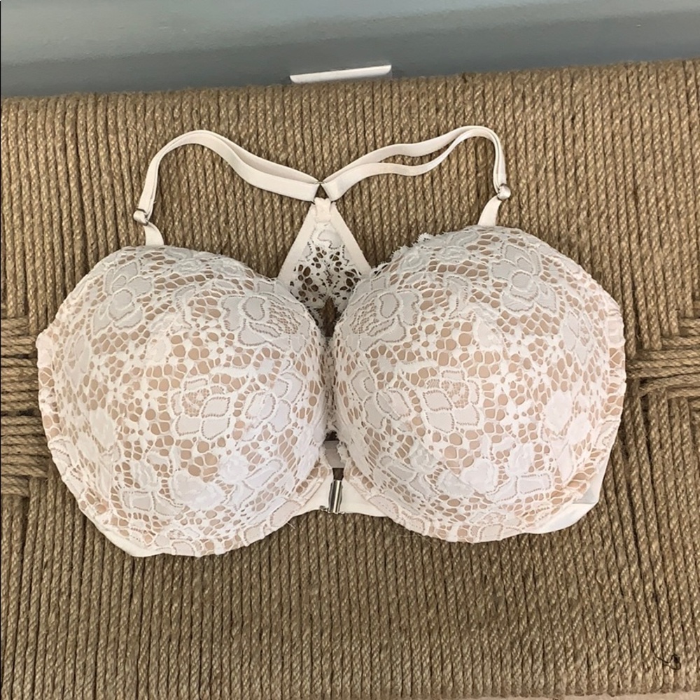 Victoria secret push up bra! 34DDD